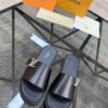 z3309458753090 c734bc1442801e53a9e686c823d2cb3a 100x100 - Dép nam Louis Vuitton siêu cấp GNSC2352