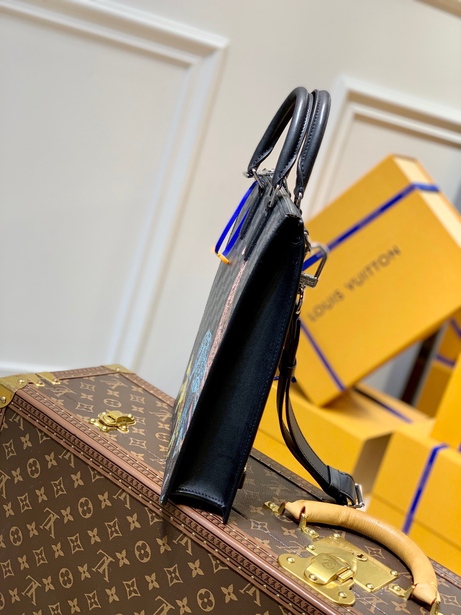 z3314648034643 8752c67a45890e21261a013edd509653 - T&uacute;i x&aacute;ch nam Louis Vuitton Si&ecirc;u Cấp TXNLV2355