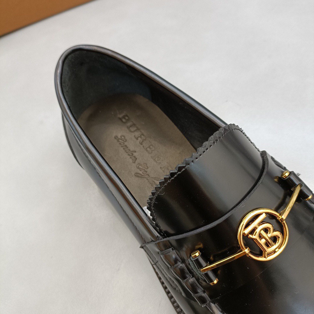 z3348976182281 05b5cd00f334d245a2cf4baee96a820e - Gi&agrave;y nam Burberry Si&ecirc;u cấp MSBB2395