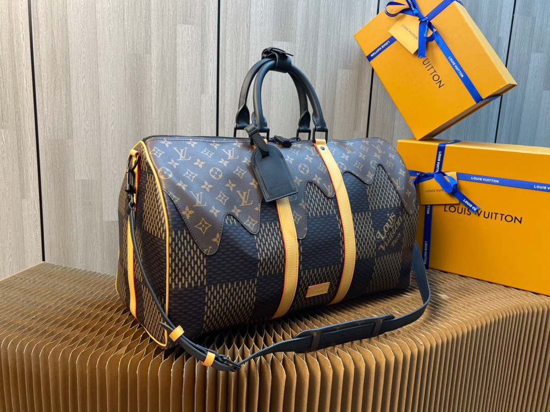 z3435453552502 68de77eb24923404373353246813f4e7 - Túi xách nam Louis Vuitton Siêu Cấp TXNLV2461 z3435453552502 68de77eb24923404373353246813f4e7 - Túi xách nam Louis Vuitton Siêu Cấp TXNLV2461
