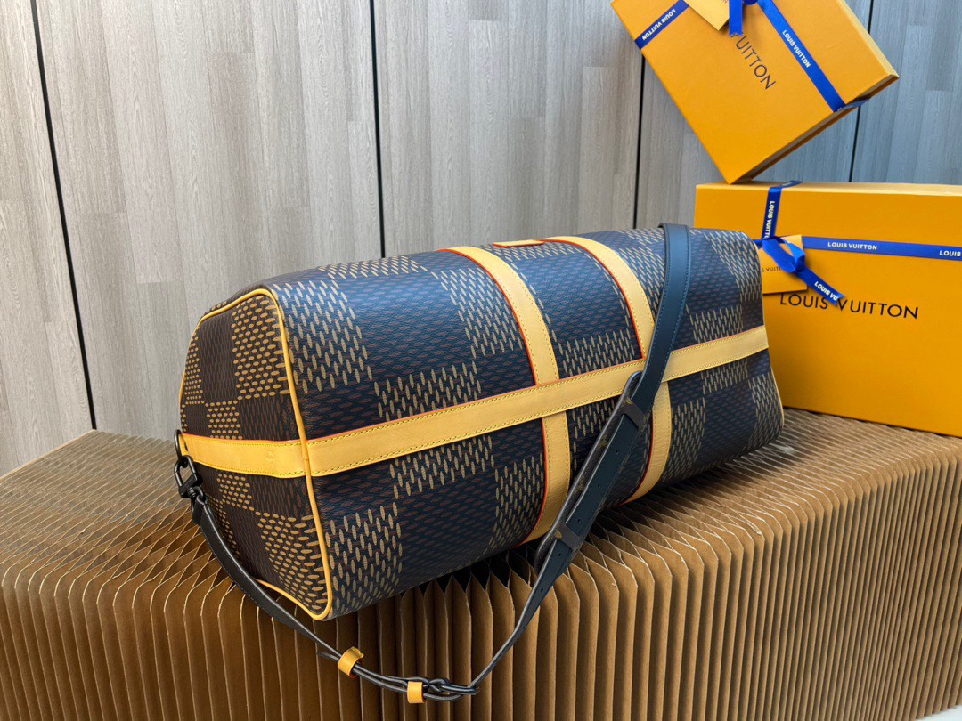 z3435453562166 801b3c2f48cac549b5301c372c7f825c - T&uacute;i x&aacute;ch nam Louis Vuitton Si&ecirc;u Cấp TXNLV2461