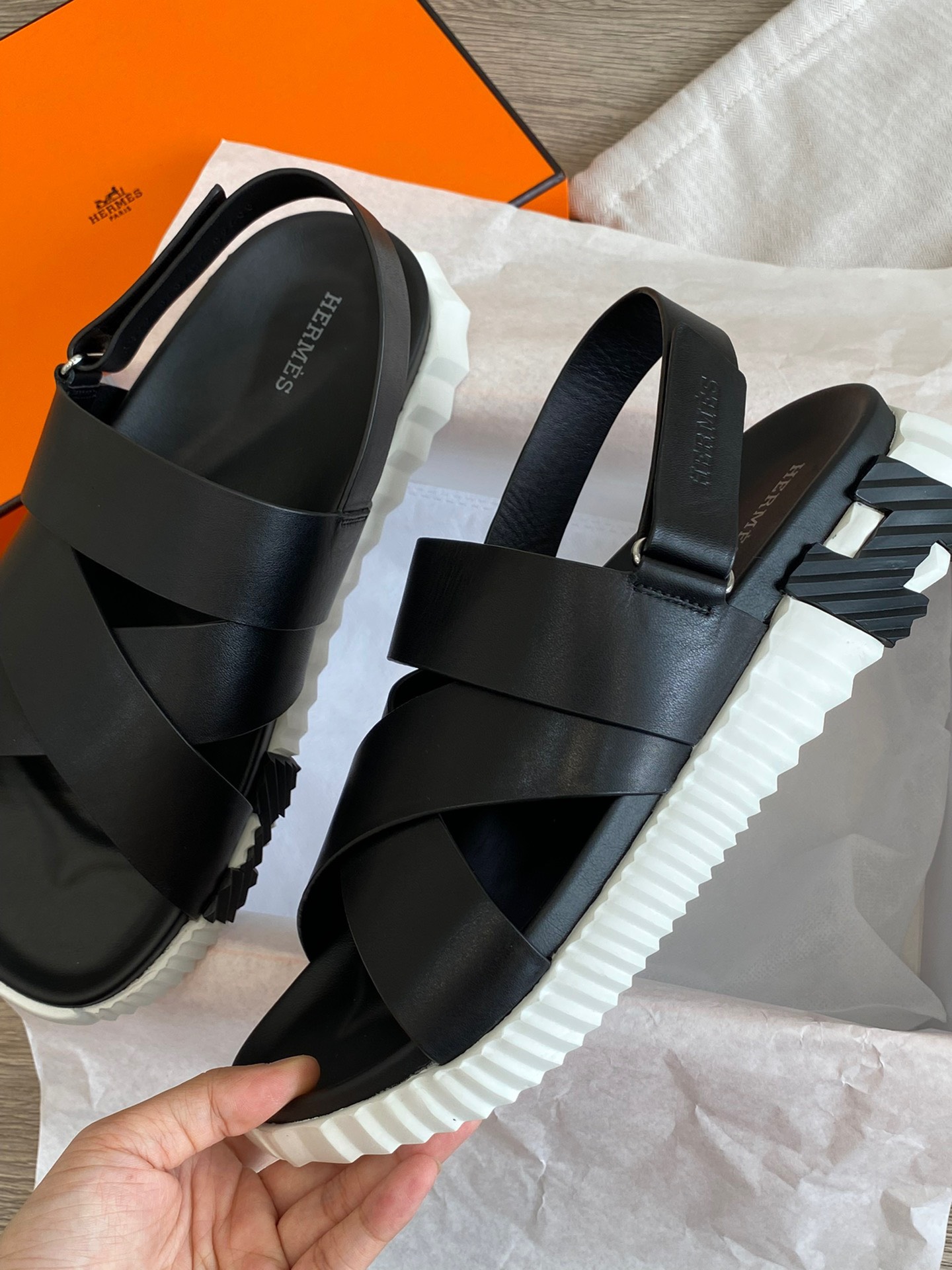 z3547770830214 5f237b95ed846995f3ca956fa6aa55be - Gi&agrave;y Nam Hermes Si&ecirc;u Cấp GNGC2567