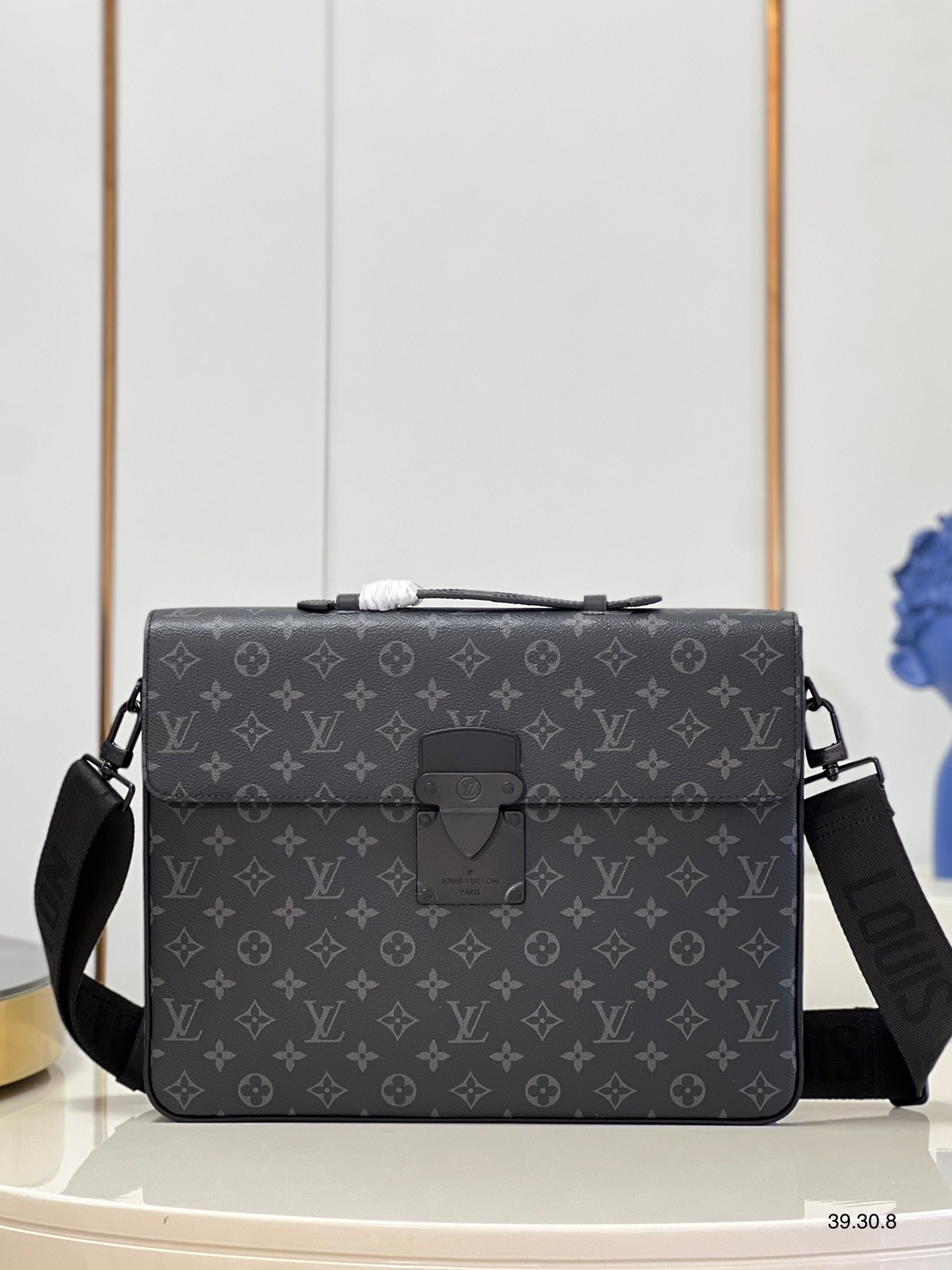 z3553195444678 4de8ad9a031aed5fddcee3f99c1f77f1 - Túi xách nam Louis Vuitton Siêu Cấp TXNLV2574 z3553195444678 4de8ad9a031aed5fddcee3f99c1f77f1 - Túi xách nam Louis Vuitton Siêu Cấp TXNLV2574