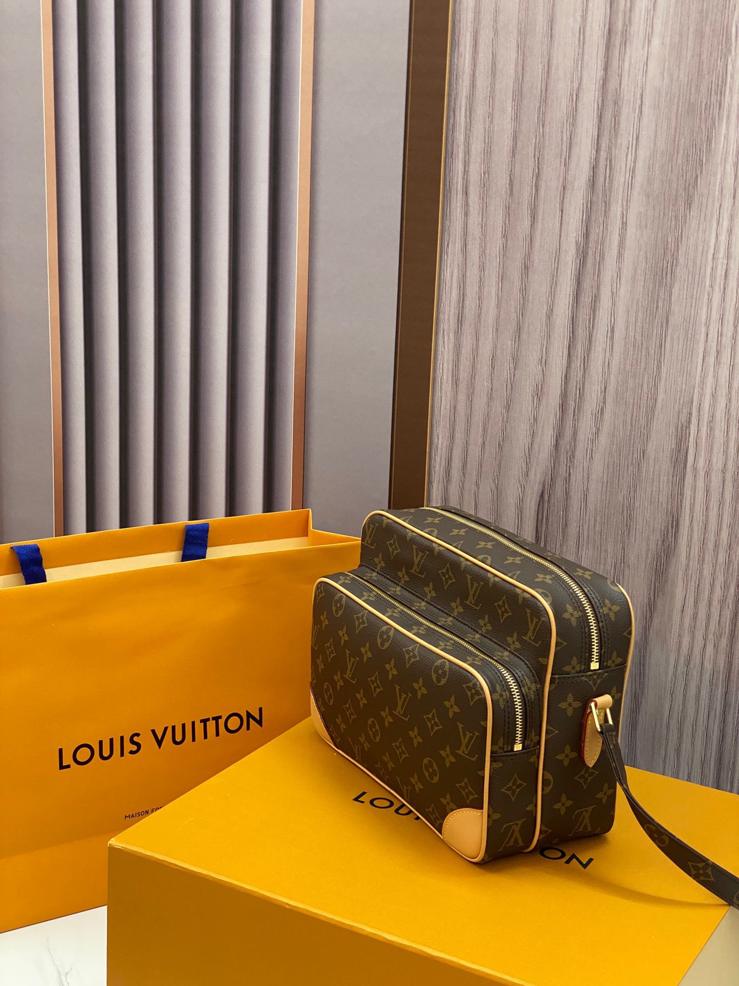 z3597453787143 df463ddd0c58cca82d3f93ecf0fd343b - Túi xách nam Louis Vuitton Siêu Cấp TXNLV2615 z3597453787143 df463ddd0c58cca82d3f93ecf0fd343b - Túi xách nam Louis Vuitton Siêu Cấp TXNLV2615