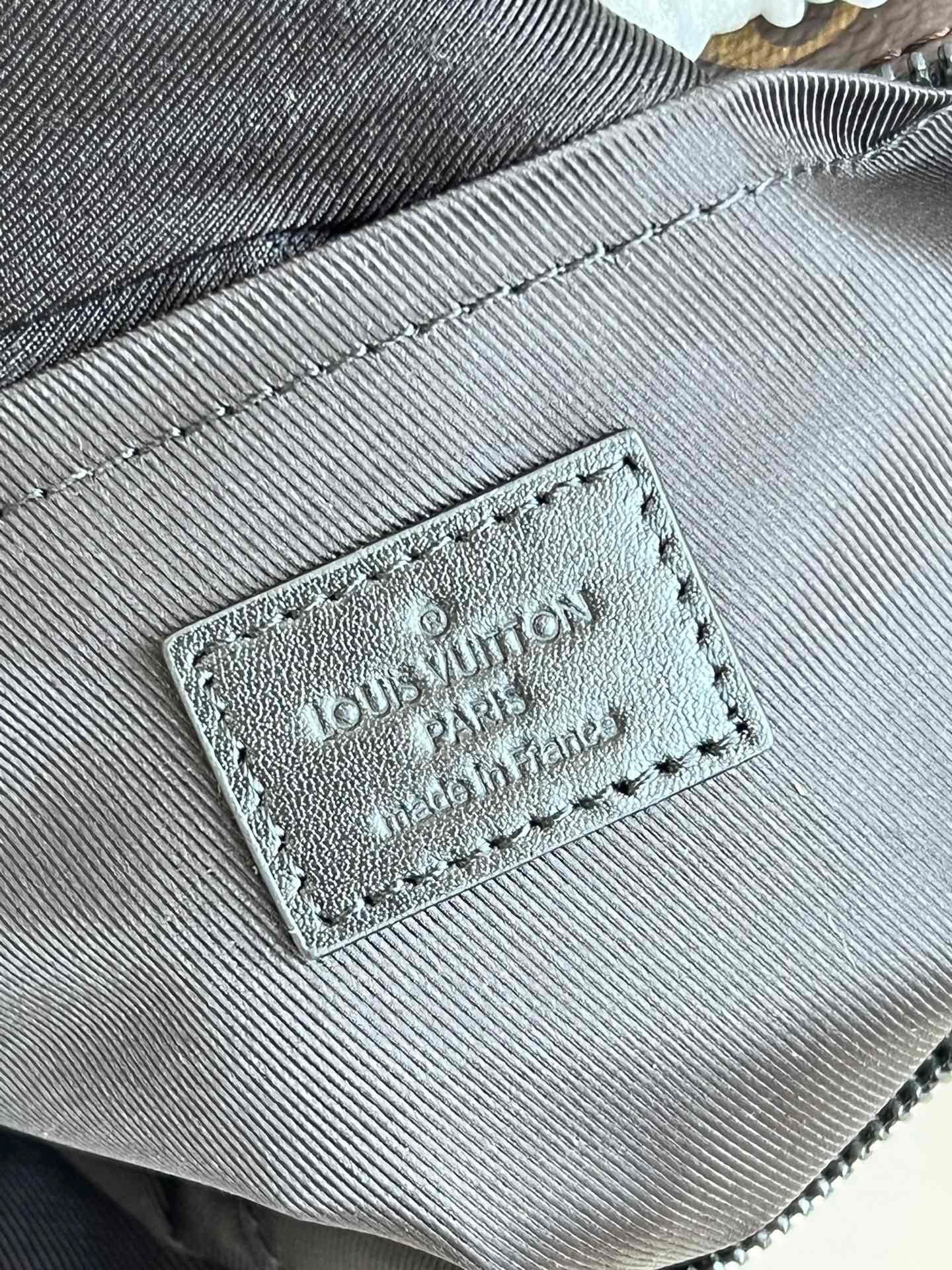 z3617784866810 89b4c978f5e67c93876dccc095f71974 - Túi xách nam Louis Vuitton Siêu Cấp TXNLV2623 z3617784866810 89b4c978f5e67c93876dccc095f71974 - Túi xách nam Louis Vuitton Siêu Cấp TXNLV2623