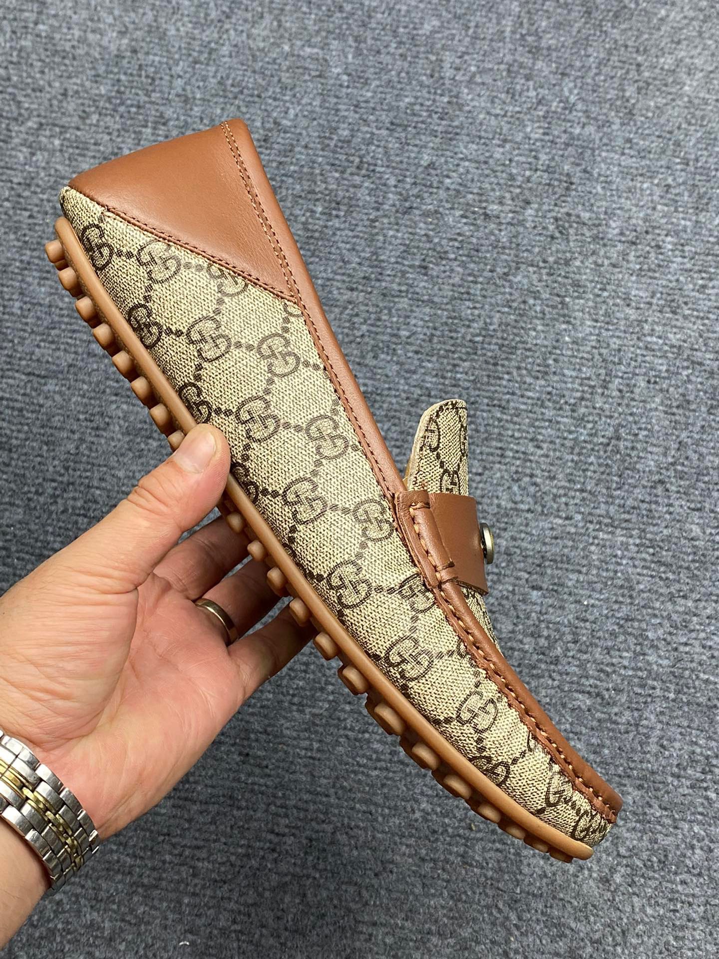 Giày Nam Gucci Siêu Cấp GNGC2635 z3632180856203 8a06466f3ab184fc1344a9657021644c 510x680 - Giày Nam Gucci Siêu Cấp GNGC2635