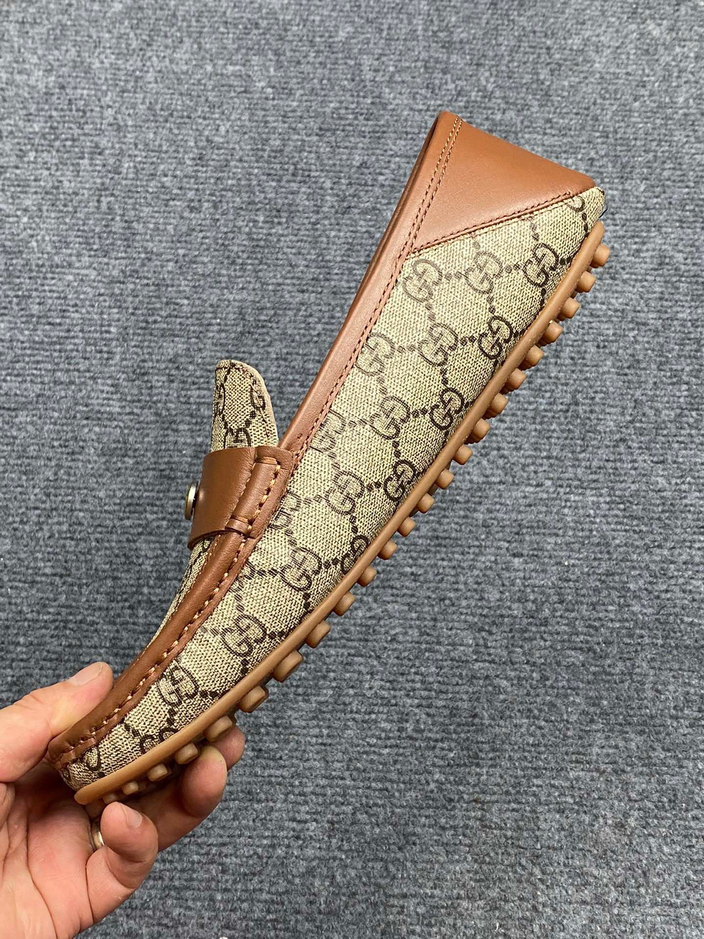 Giày Nam Gucci Siêu Cấp GNGC2635 z3632180889683 95130cd7e66ca1e458fe9d6038f6cbc0 510x680 - Giày Nam Gucci Siêu Cấp GNGC2635