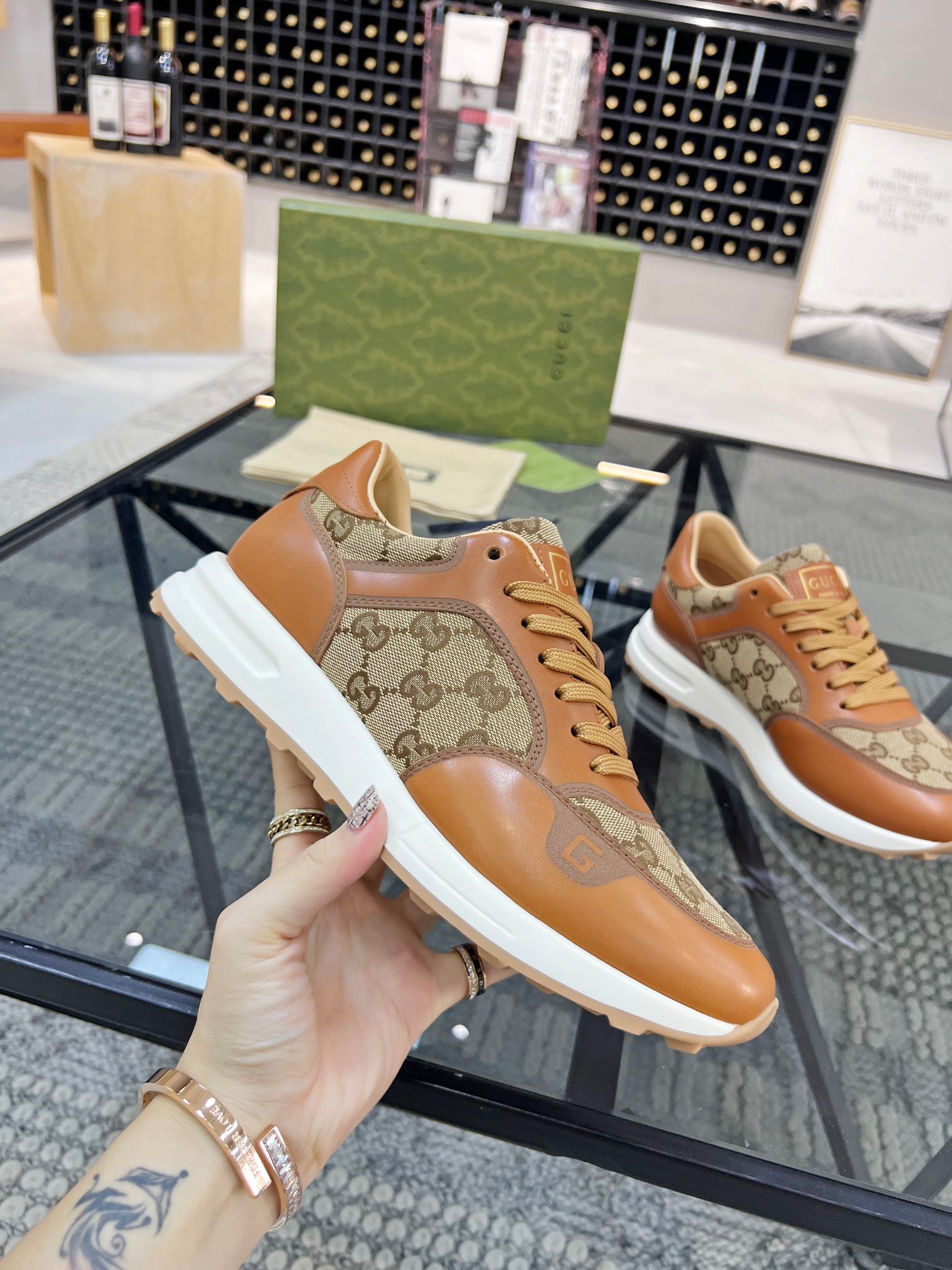Giày Nam Gucci Siêu Cấp GNGC2652 z3644148936653 6e8c382e28fa323c36ee829dee15bfde 510x680 - Giày Nam Gucci Siêu Cấp GNGC2652