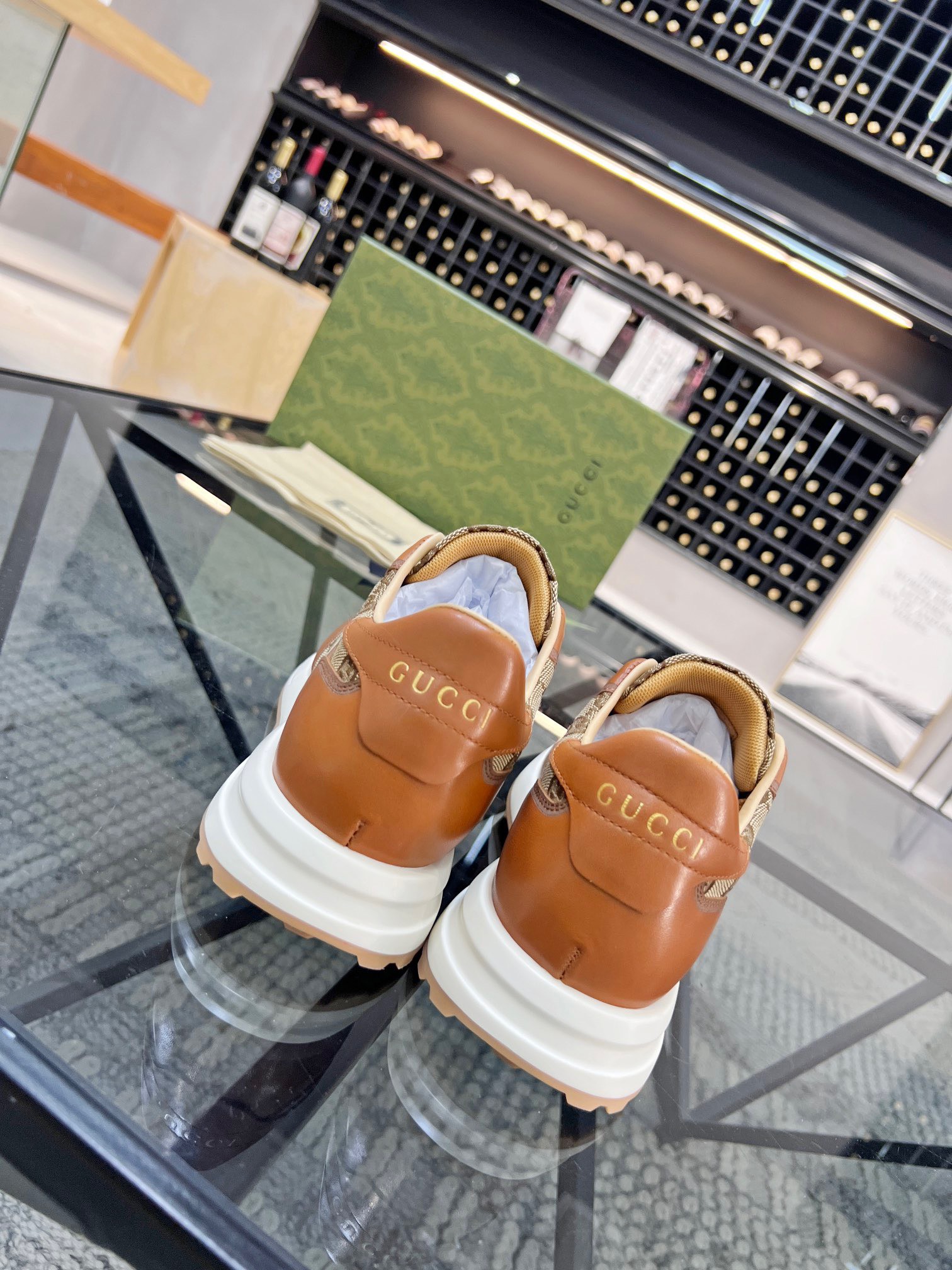 Giày Nam Gucci Siêu Cấp GNGC2652 z3644148954616 4c82836d9d732e9eaa2f259edd8db967 510x680 - Giày Nam Gucci Siêu Cấp GNGC2652
