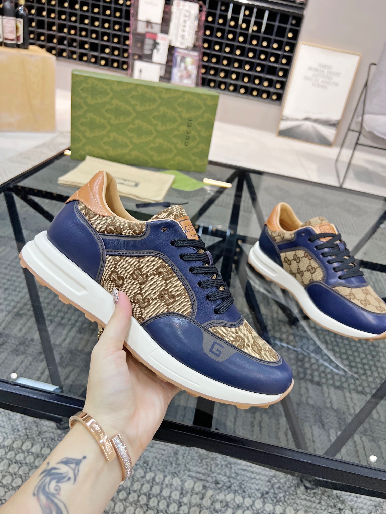 Giày Nam Gucci Siêu Cấp GNGC2653 z3644149240734 e97734178ccb979324118d68ac2458d5 510x680 - Giày Nam Gucci Siêu Cấp GNGC2653