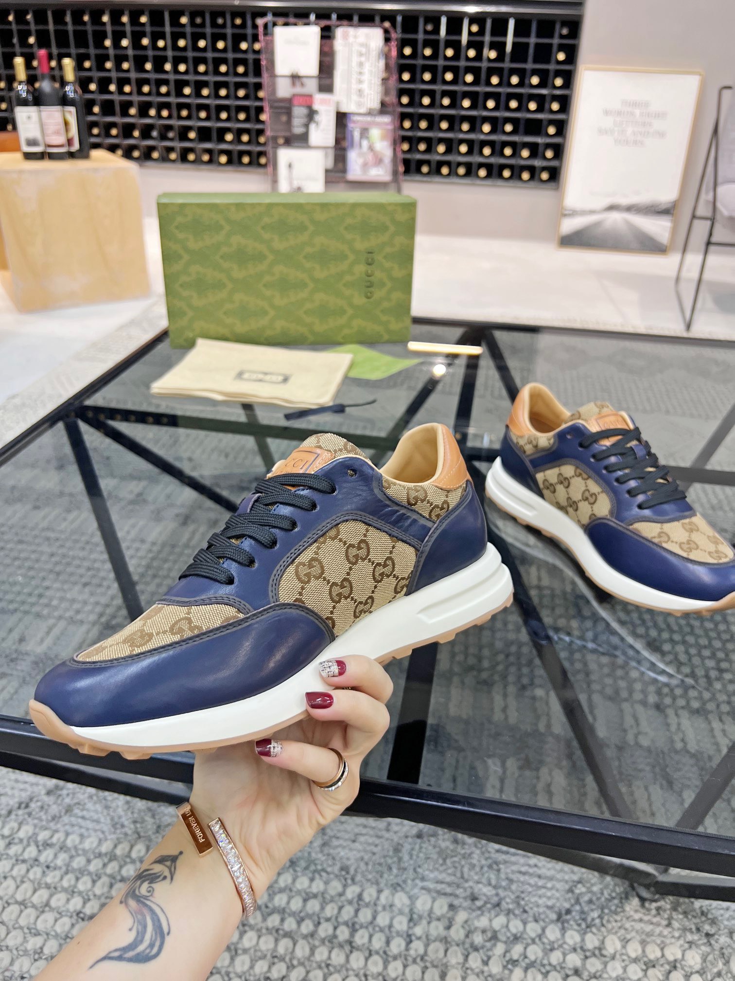 Giày Nam Gucci Siêu Cấp GNGC2653 z3644149246452 8607ab773bc6a1a924c81a555446e705 510x680 - Giày Nam Gucci Siêu Cấp GNGC2653