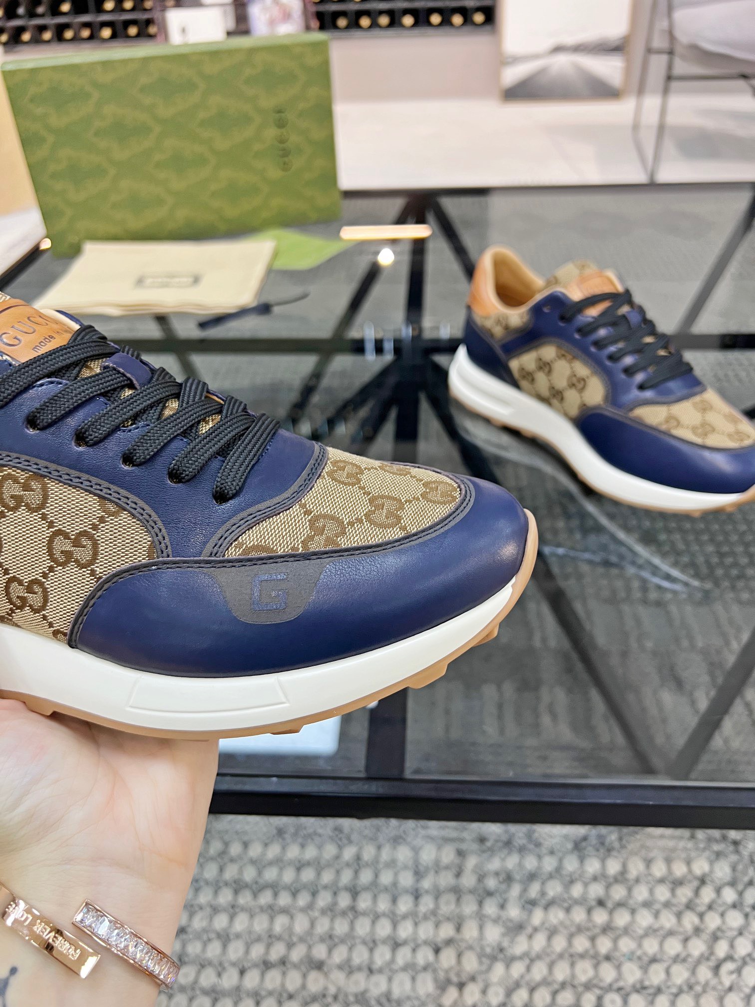 Giày Nam Gucci Siêu Cấp GNGC2653 z3644149252033 b199c62cc816d532cab1c5809655a3a6 510x680 - Giày Nam Gucci Siêu Cấp GNGC2653