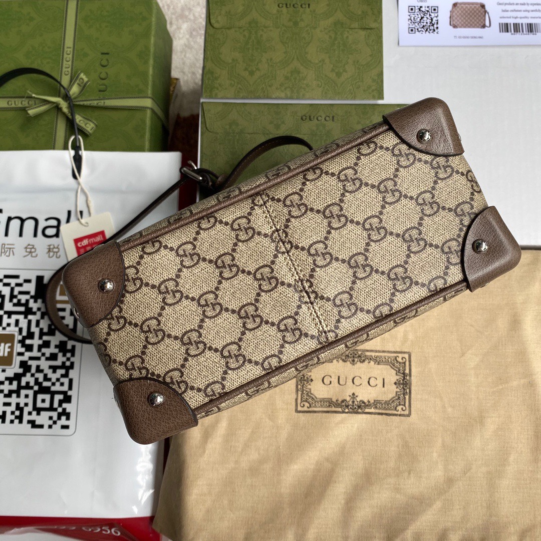 z3690719132661 e0819576c322a2f4cd3467119b0ba982 - T&uacute;i x&aacute;ch nam Gucci si&ecirc;u cấp MSSC2692