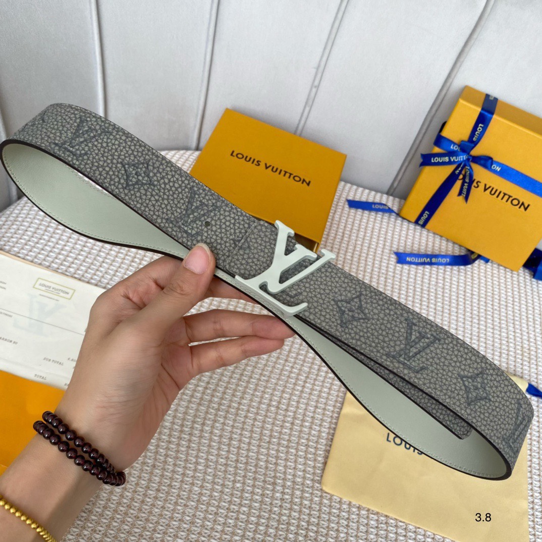 Thắt lưng nam Louis Vuitton siêu cấp TLSC2731 z3744484780545 6f479e0d2ec648abe1bea9e8b811f4ab 510x510 - Thắt lưng nam Louis Vuitton siêu cấp TLSC2731