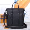 z3751107607456 bf5a03cd88c8d4fa624c220d3f475af8 100x100 - Túi xách nam Louis Vuitton Siêu Cấp TXNLV2736