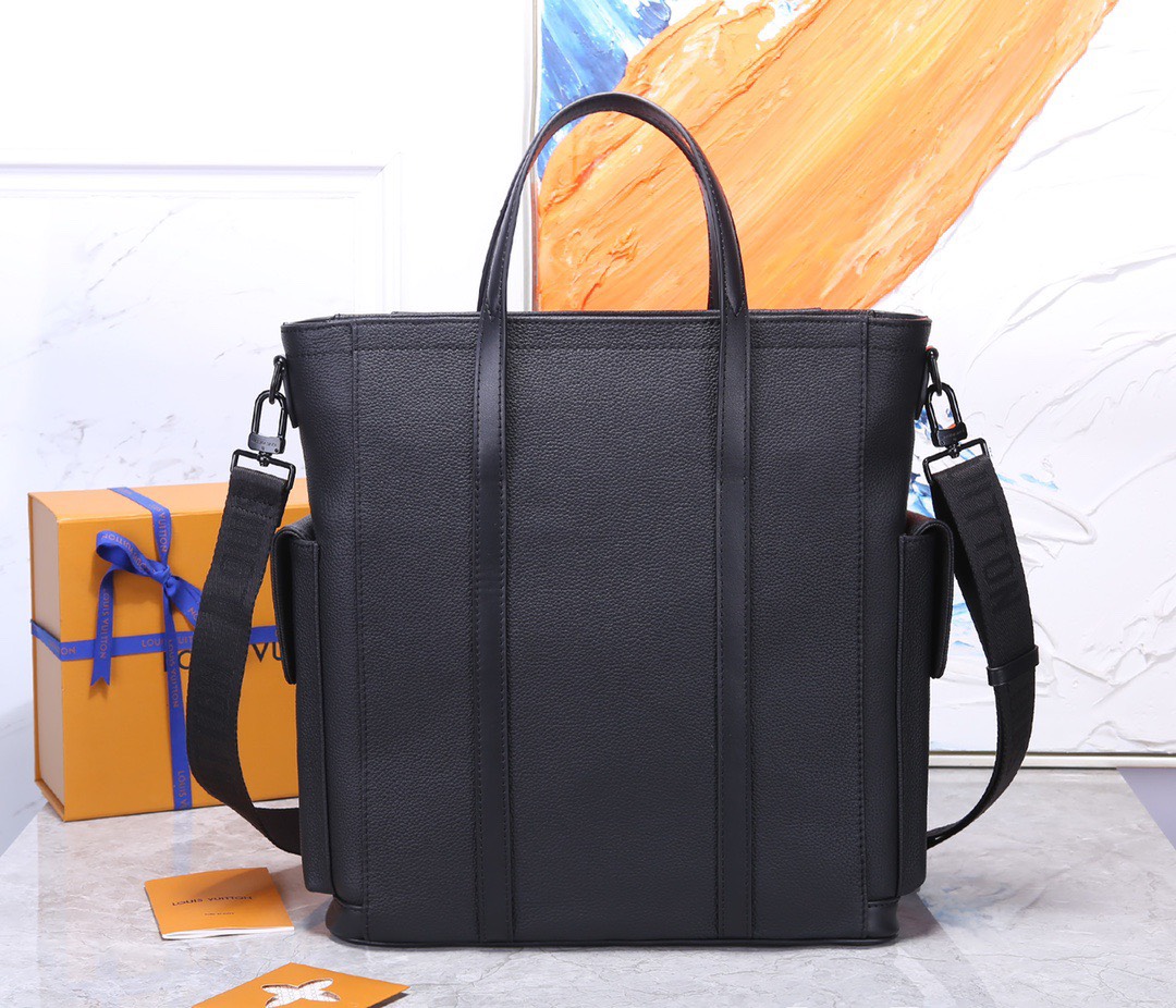 z3751107747094 0e1db25a1afc75e7ad554331ad6678dd - Túi xách nam Louis Vuitton Siêu Cấp TXNLV2735 z3751107747094 0e1db25a1afc75e7ad554331ad6678dd - Túi xách nam Louis Vuitton Siêu Cấp TXNLV2735