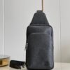 z3759691428444 b392fe38b8a0cdd4fa35954f97b68e51 100x100 - Túi xách nam Louis Vuitton Siêu Cấp TXNLV2742