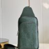 z3759691820547 71f4d4df3713a491c9095ddb9e88e4c0 100x100 - Túi xách nam Louis Vuitton Siêu Cấp TXNLV2741