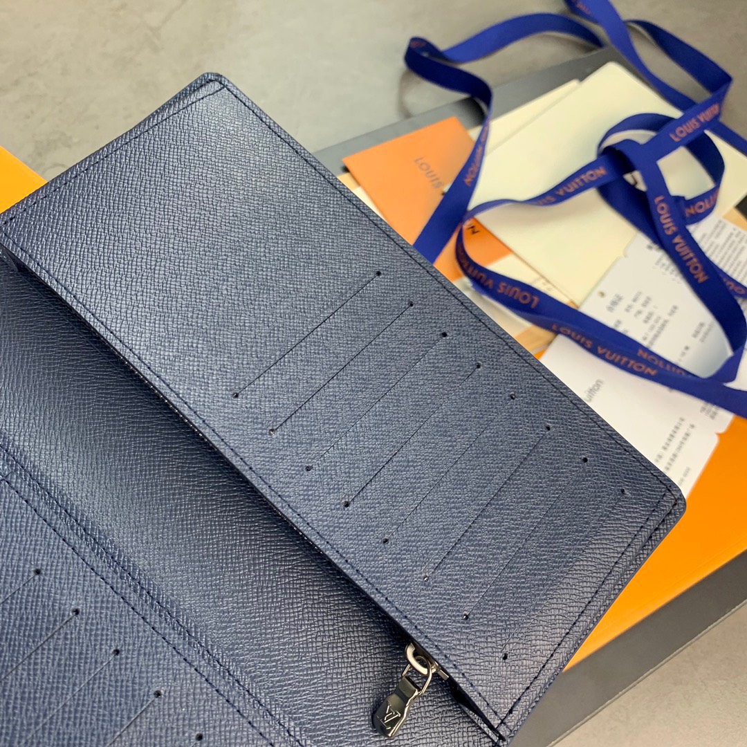 Ví nam Louis Vuitton Siêu Cấp TXNLV2820 z3827507120644 40d01db253f143e5611c5ba60b62ee45 510x510 - Ví nam Louis Vuitton Siêu Cấp TXNLV2820