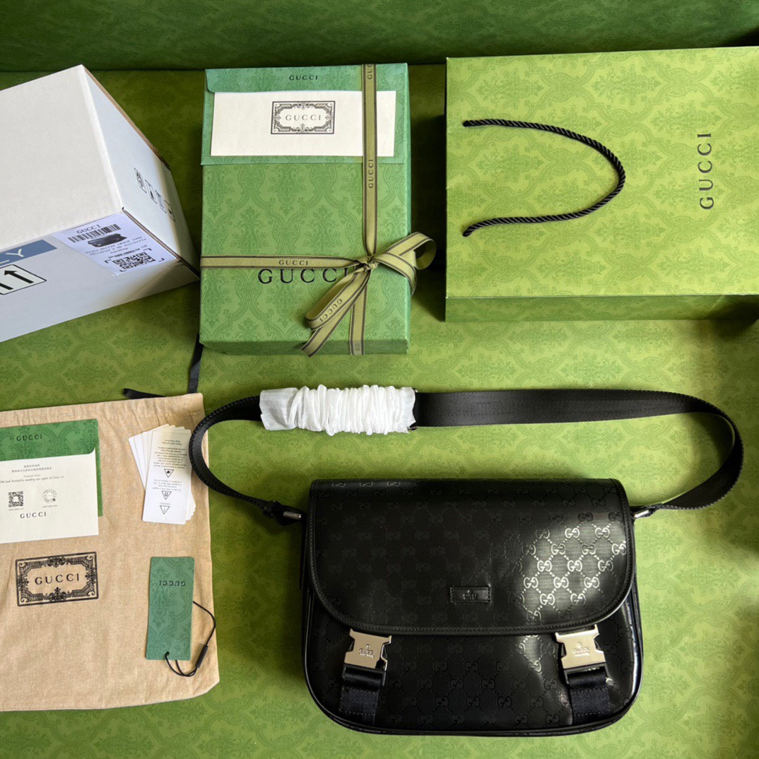 z3832720538016 7b14cf399eb4ddc49d146176dadabc82 - T&uacute;i x&aacute;ch nam Gucci si&ecirc;u cấp MSSC2827