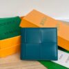 z3837994685856 e25e1b5fa1a11d3d71a371d7f412af53 100x100 - Ví nam Bottega Veneta Siêu Cấp VNSC2833