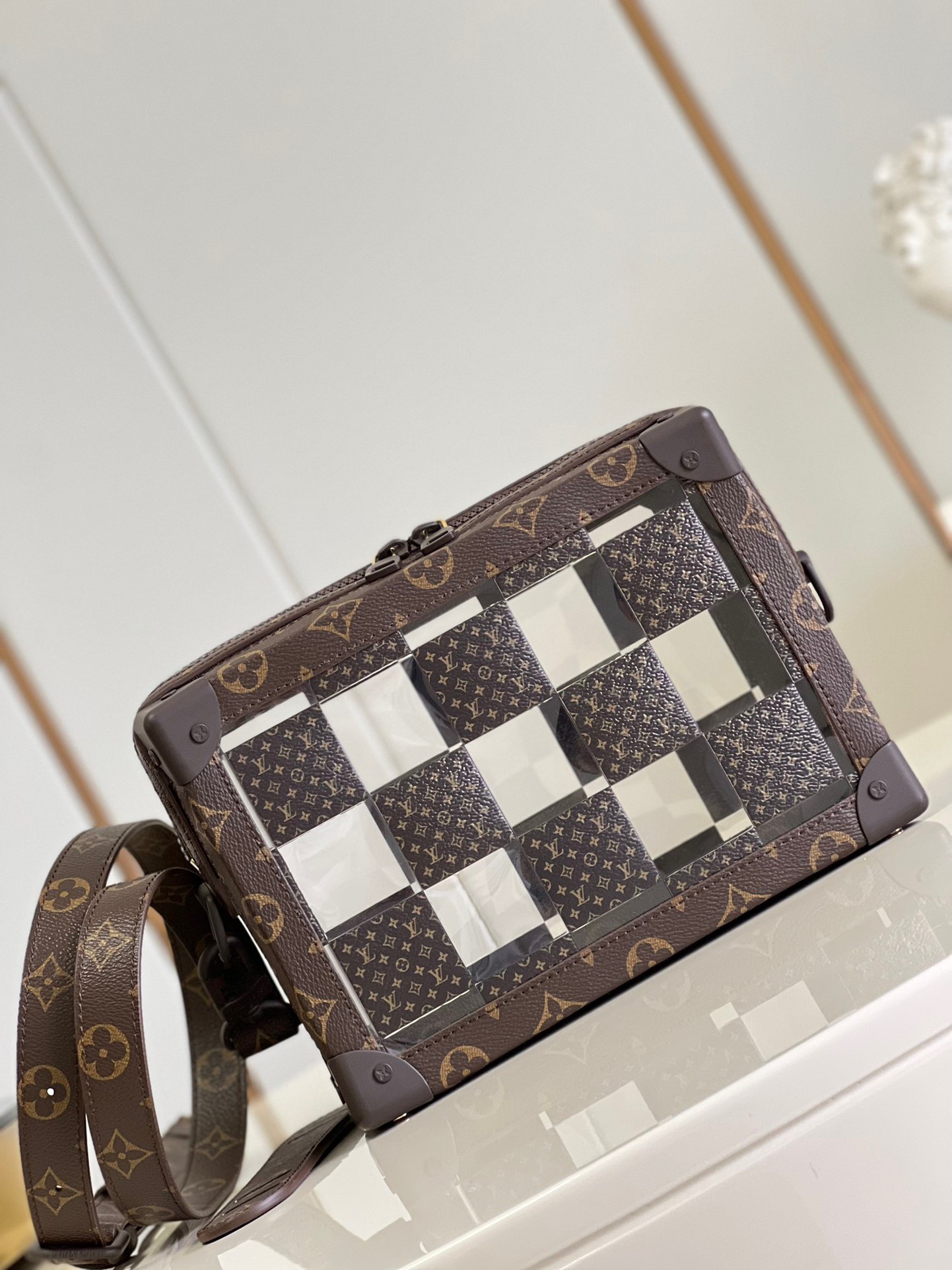 z3869282860421 319f575398bbc02bf76bbe20c51411bf - T&uacute;i x&aacute;ch nam Louis Vuitton Si&ecirc;u Cấp TXNLV2865