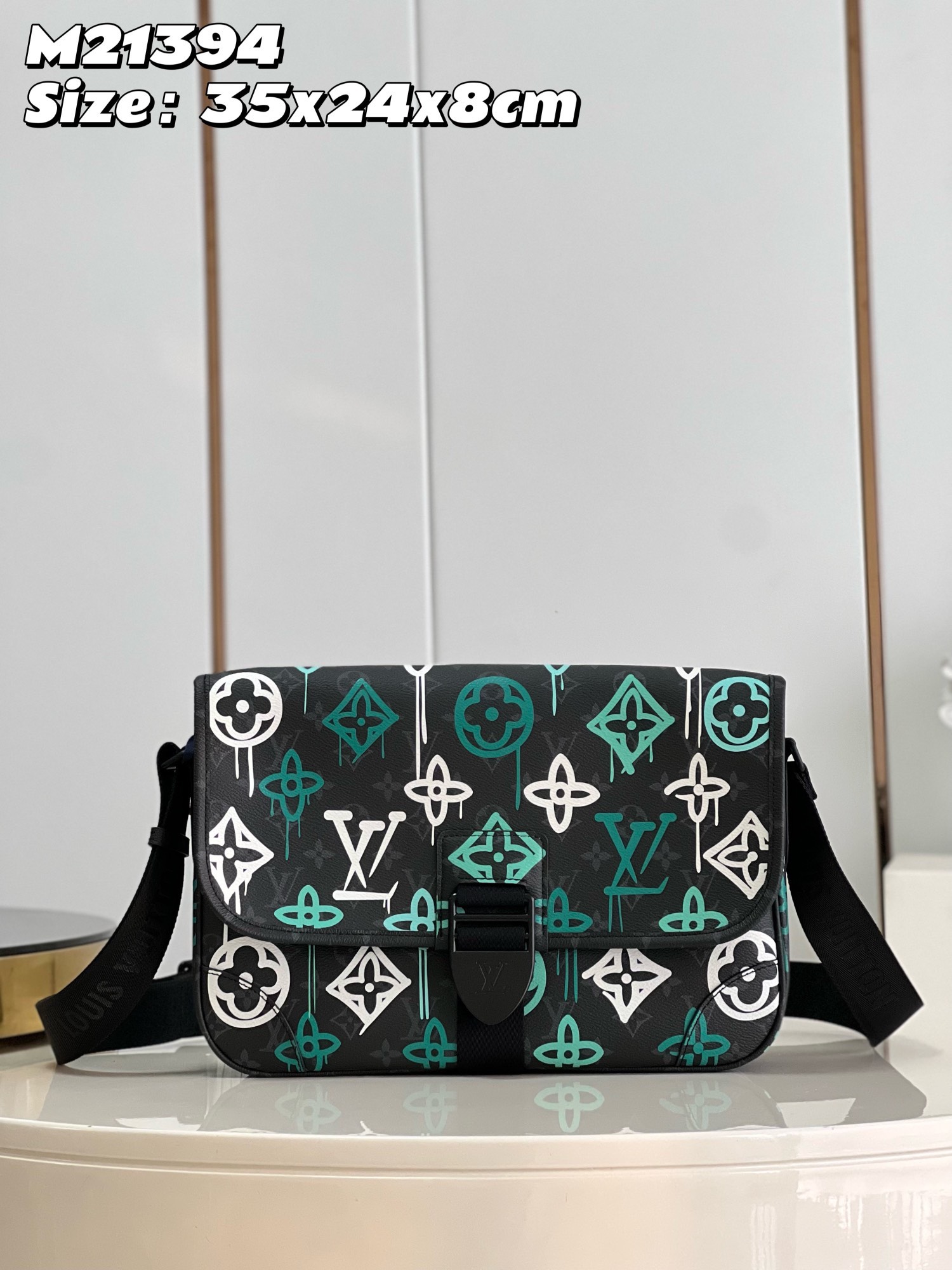 z3879393960535 99a05e51ceaf6644918a013f4499388a 1 - T&uacute;i x&aacute;ch nam Louis Vuitton Si&ecirc;u Cấp TXNLV2871