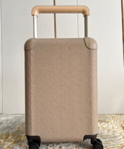Vali Louis Vuitton siêu cấp VLLV2874 z3879394430574 16f8279af96da38b4046cd3bd8b29b8b 247x296 - Vali Louis Vuitton siêu cấp VLLV2874