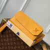 z3943040532484 79029429a8b0a2c010336bd5f8a594b5 100x100 - Ví nam Louis Vuitton Siêu Cấp TXNLV2932