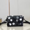 z4007117724733 e46150bd80bc21aae374f19837ee193d 100x100 - Túi xách nam Louis Vuitton Siêu Cấp TXNLV2979