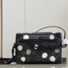 z4007117996702 1739c57889ad33c4a7b79bb1c429931b 100x100 - Túi xách nam Louis Vuitton Siêu Cấp TXNLV2974