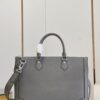 z4100659607984 a345bc9ab9cdcbc6166da120d4dd4e7a 100x100 - Túi xách nam Gucci siêu cấp MSSC3016