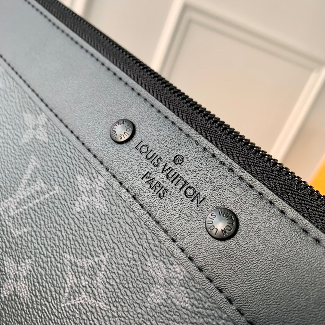 z4165557380949 064e873ec31e530c7b32bb7a2ac375ae - V&iacute; nam Louis Vuitton Si&ecirc;u Cấp TXNLV3064
