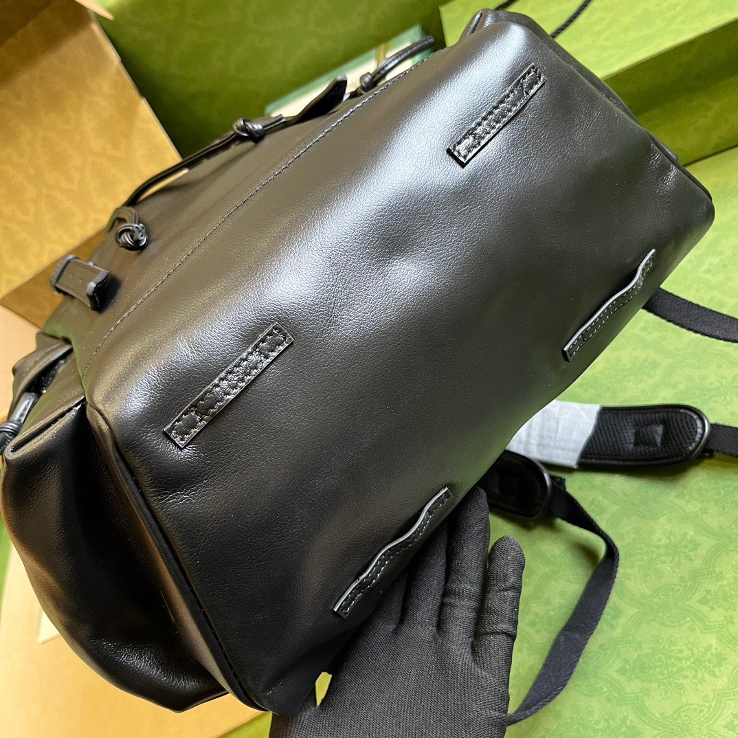 z4346695550708 f43bb97a4ab2fd39137b0b5f62e7483e - T&uacute;i x&aacute;ch nam Gucci si&ecirc;u cấp MSSC3189