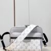 z4351987332541 b63f5fc9c602f235e05001172d4a9027 100x100 - Túi xách nam Gucci siêu cấp MSSC3190