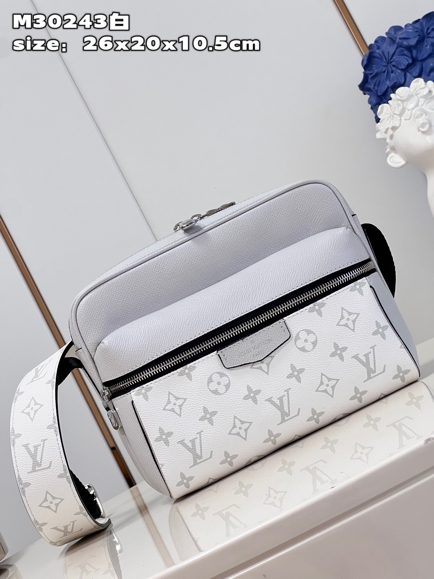 z4351987339059 412d17538905c4fa5cf75c71040373da - T&uacute;i x&aacute;ch nam Louis Vuitton Si&ecirc;u Cấp TXNLV3191