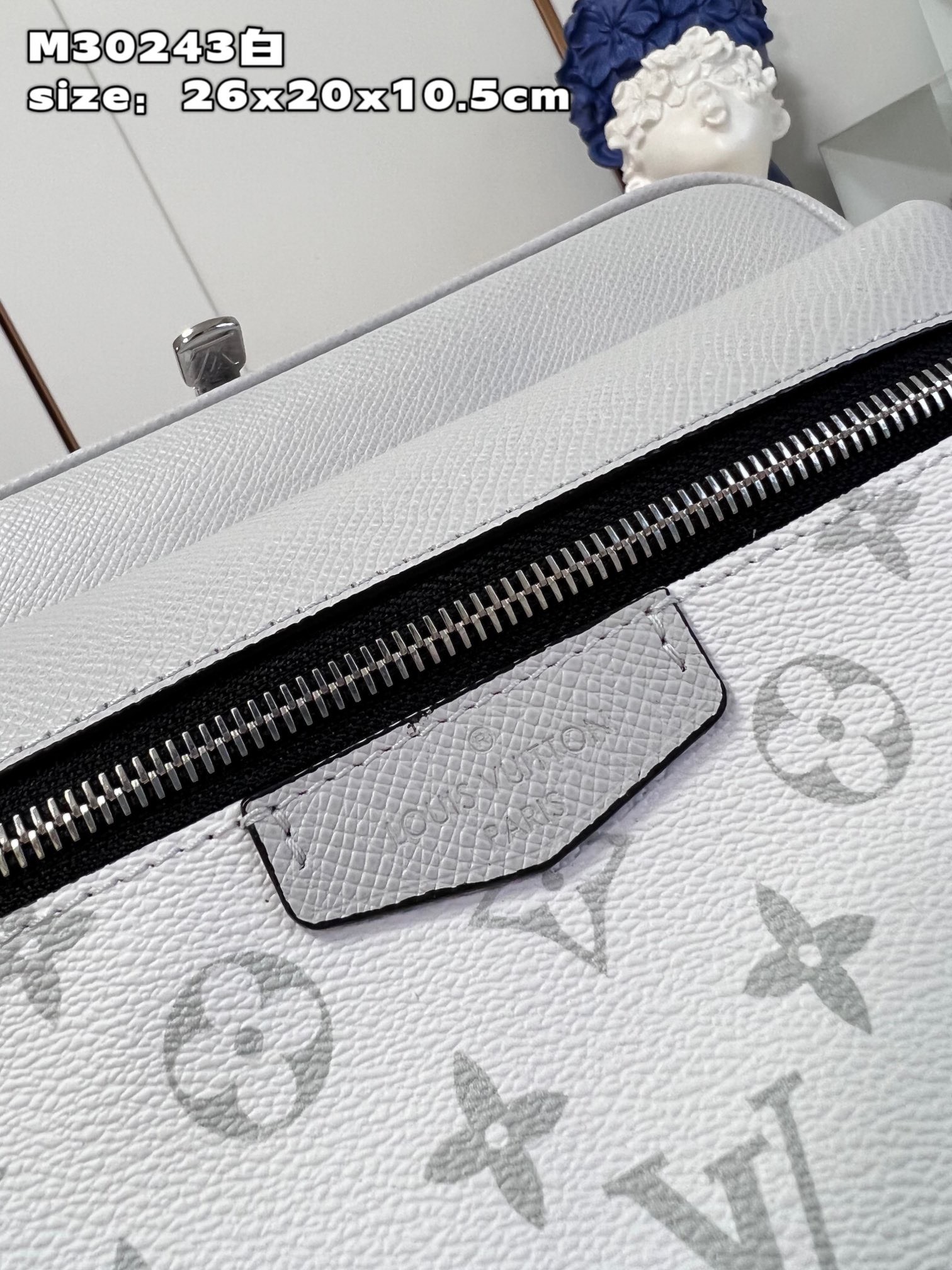 z4351987344830 789d5292439c570c47983ca13b4c4862 - T&uacute;i x&aacute;ch nam Louis Vuitton Si&ecirc;u Cấp TXNLV3191