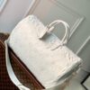 z4371875491164 ee8a683f3fcde931e8faa819467c665a 100x100 - Túi xách nam Louis Vuitton Siêu Cấp TXNLV3198