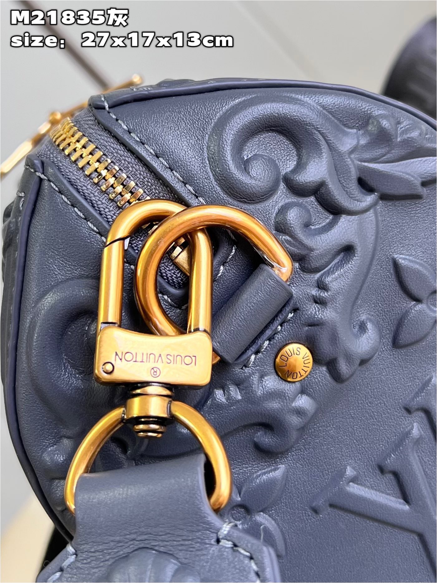 z4385934233889 563a02442cd65bdb1dd330e529490044 - T&uacute;i x&aacute;ch nam Louis Vuitton Si&ecirc;u Cấp TXNLV3201
