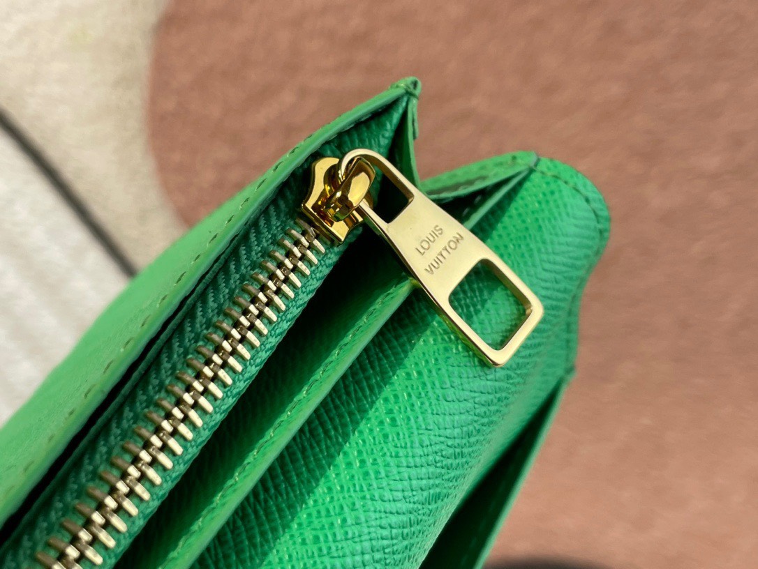 z4951125878898 bba598ba36b94909c56c0d05a5d2ed51 - Ví nam Louis Vuitton Siêu Cấp TXNLV3350 z4951125878898 bba598ba36b94909c56c0d05a5d2ed51 - Ví nam Louis Vuitton Siêu Cấp TXNLV3350