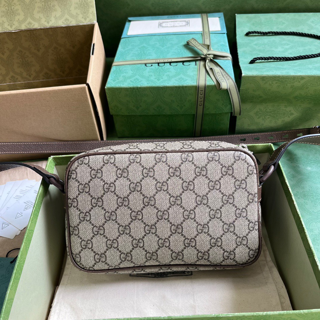 z5185495988977 18713e6ec70c71f62ea8f1dc23da0e77 - T&uacute;i x&aacute;ch nam Gucci si&ecirc;u cấp MSSC3405